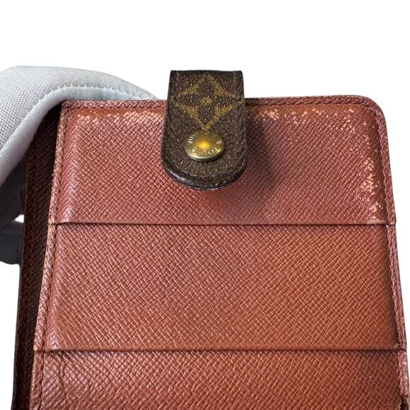 Louis Vuitton Monogram Compact Wallet - Picture 5 of 12